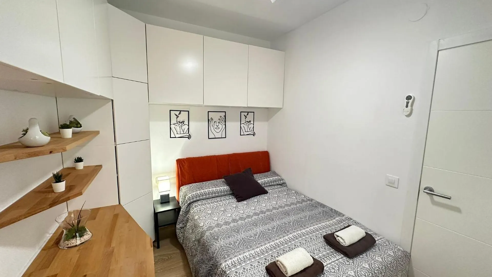 Rooms Borrell Barcelona 0*,