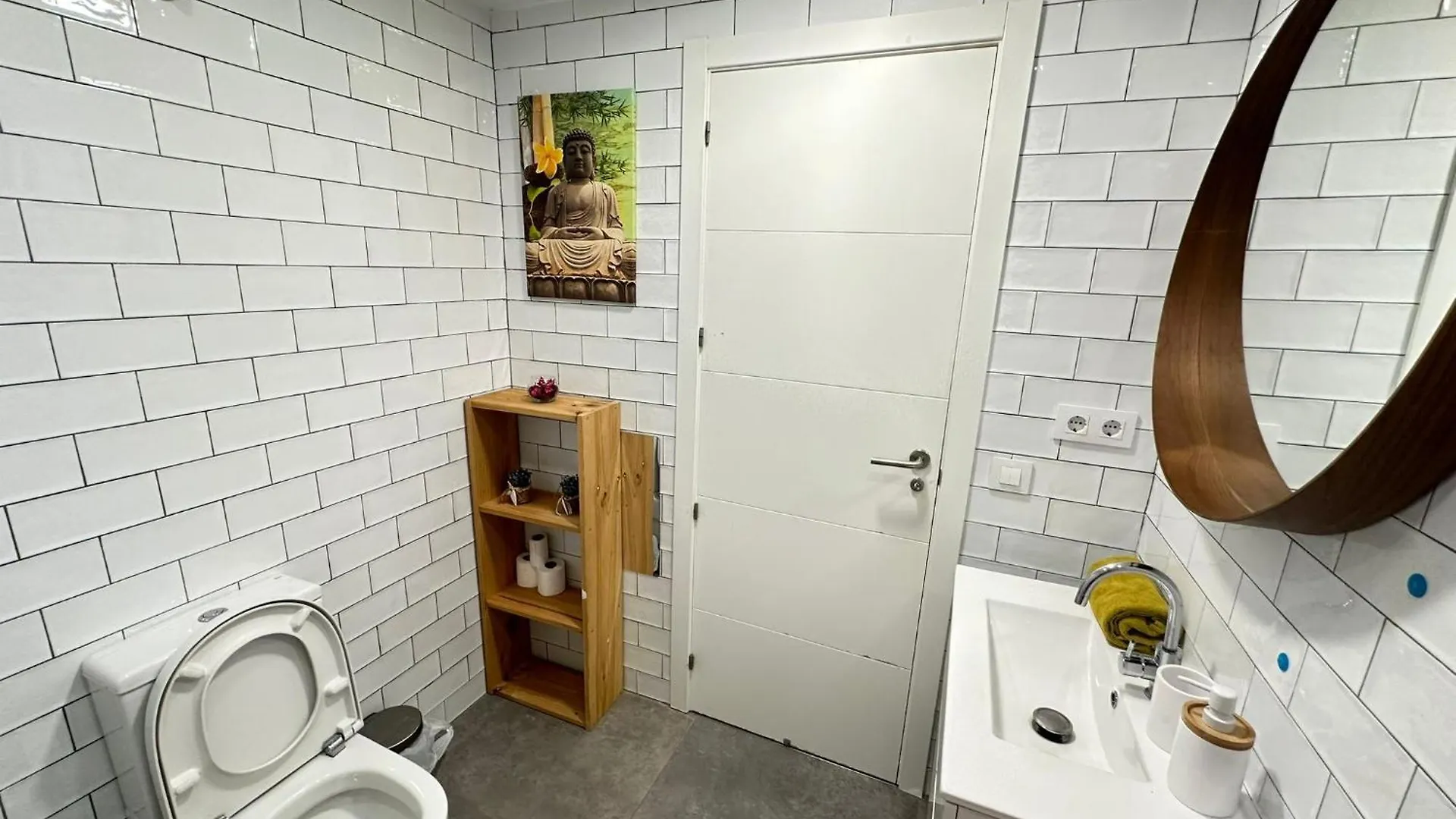 Rooms Borrell Barcelona Spain